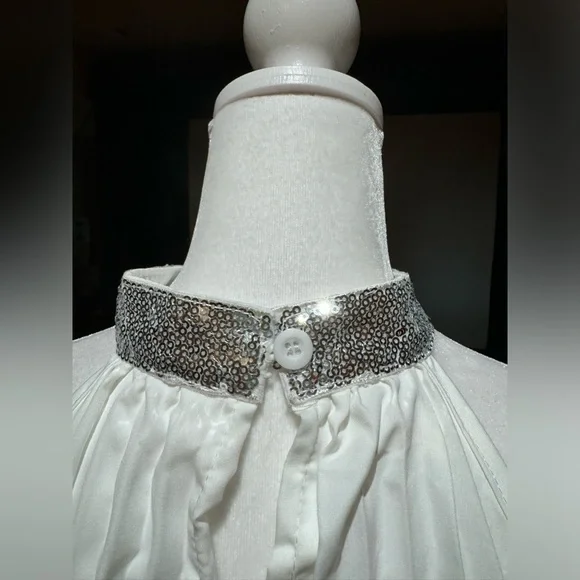 NWOT Pleated Halter Dress In White Size Medium Silver Sequins Around Neck - Picture 7 of 9